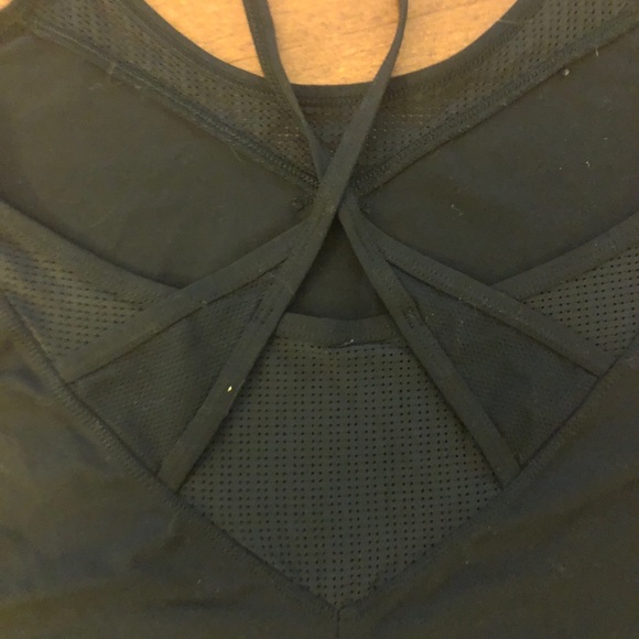 LuLulemon tank - Picture 5 of 6